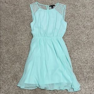 Forever 21 Lace/Mesh Back Dress